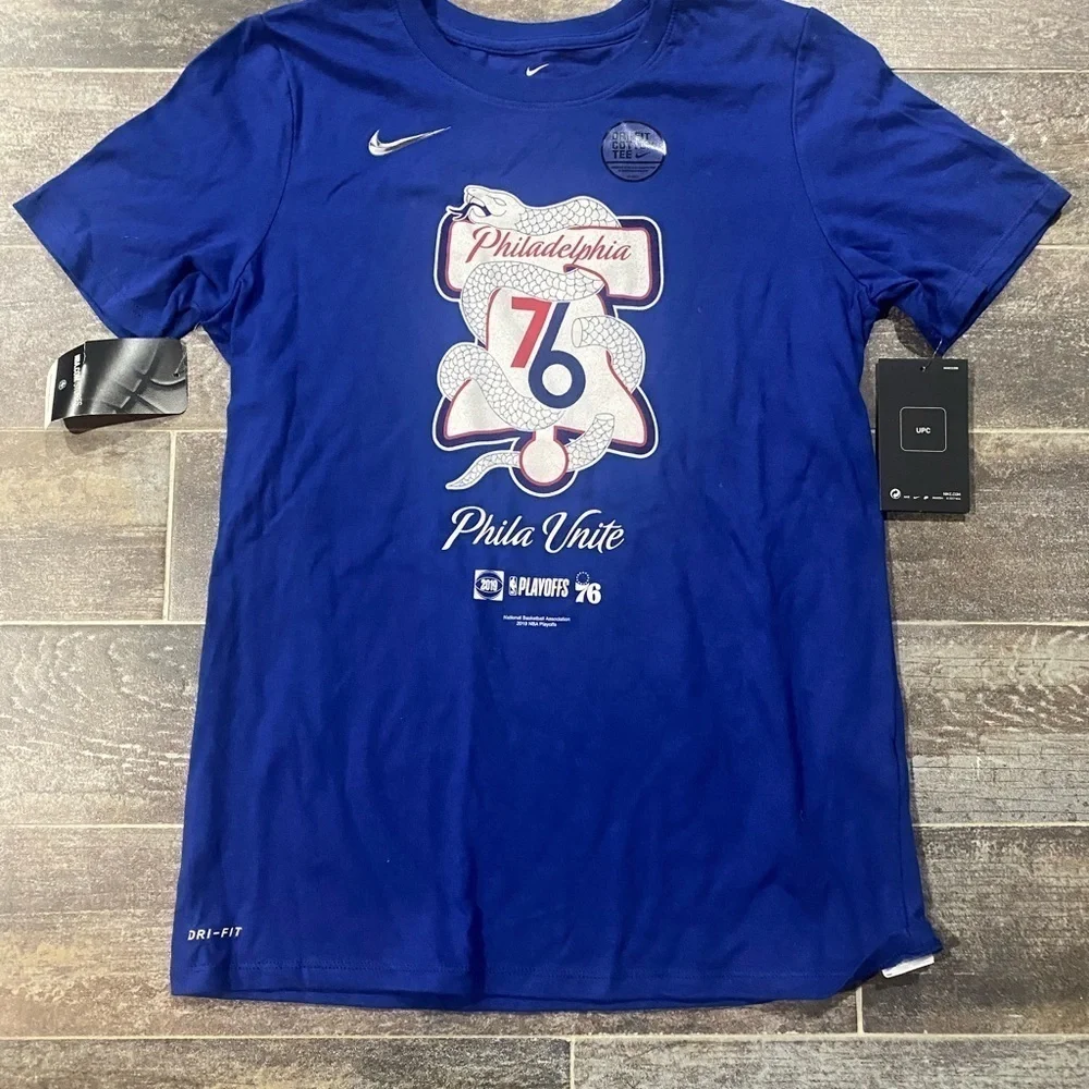 NWT Nike Philadelphia 76ers Dri-Fit T-Shirt